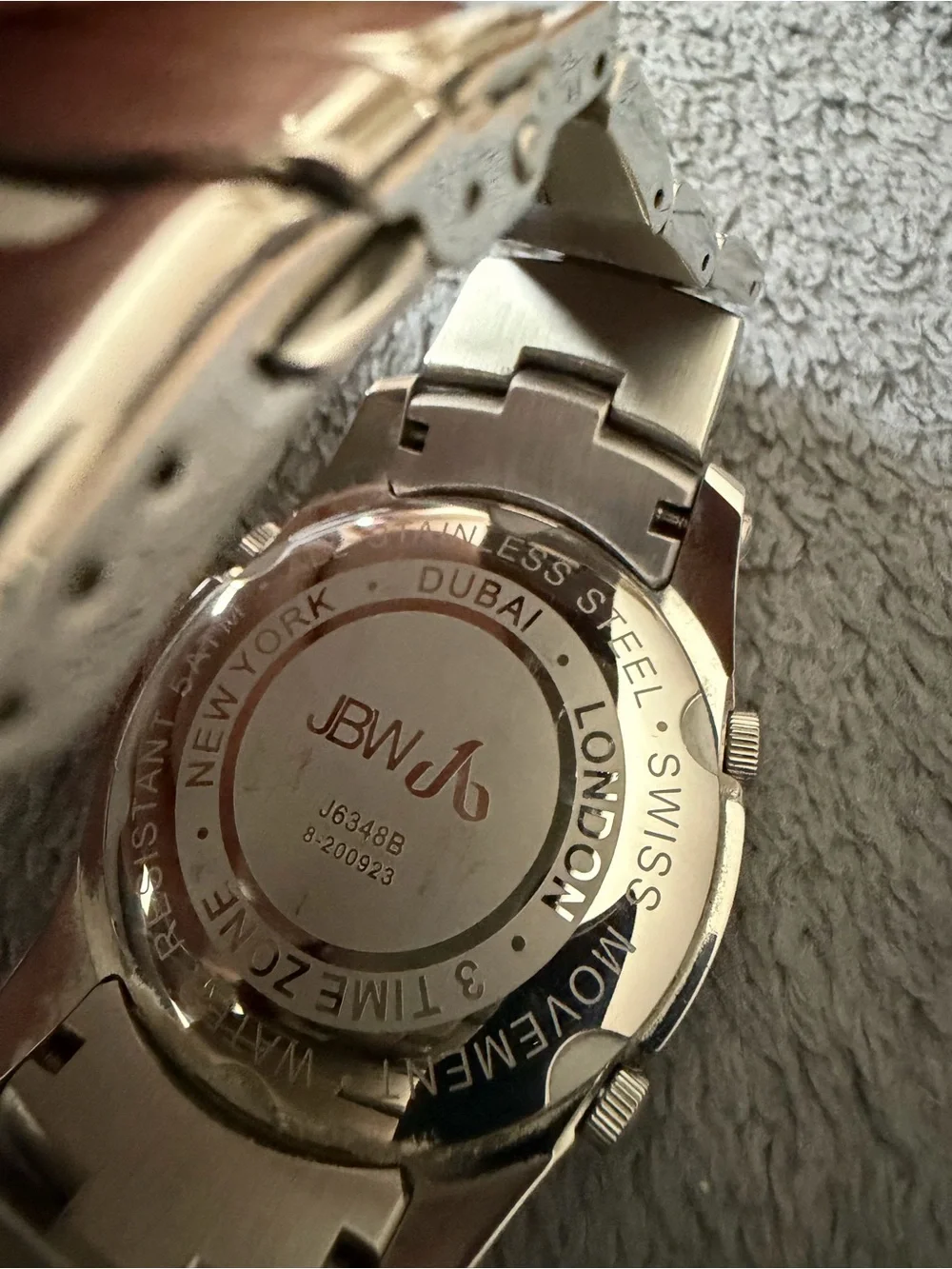 JBW Men’s Big Jetsetter III J6348B Swiss Quartz Watch